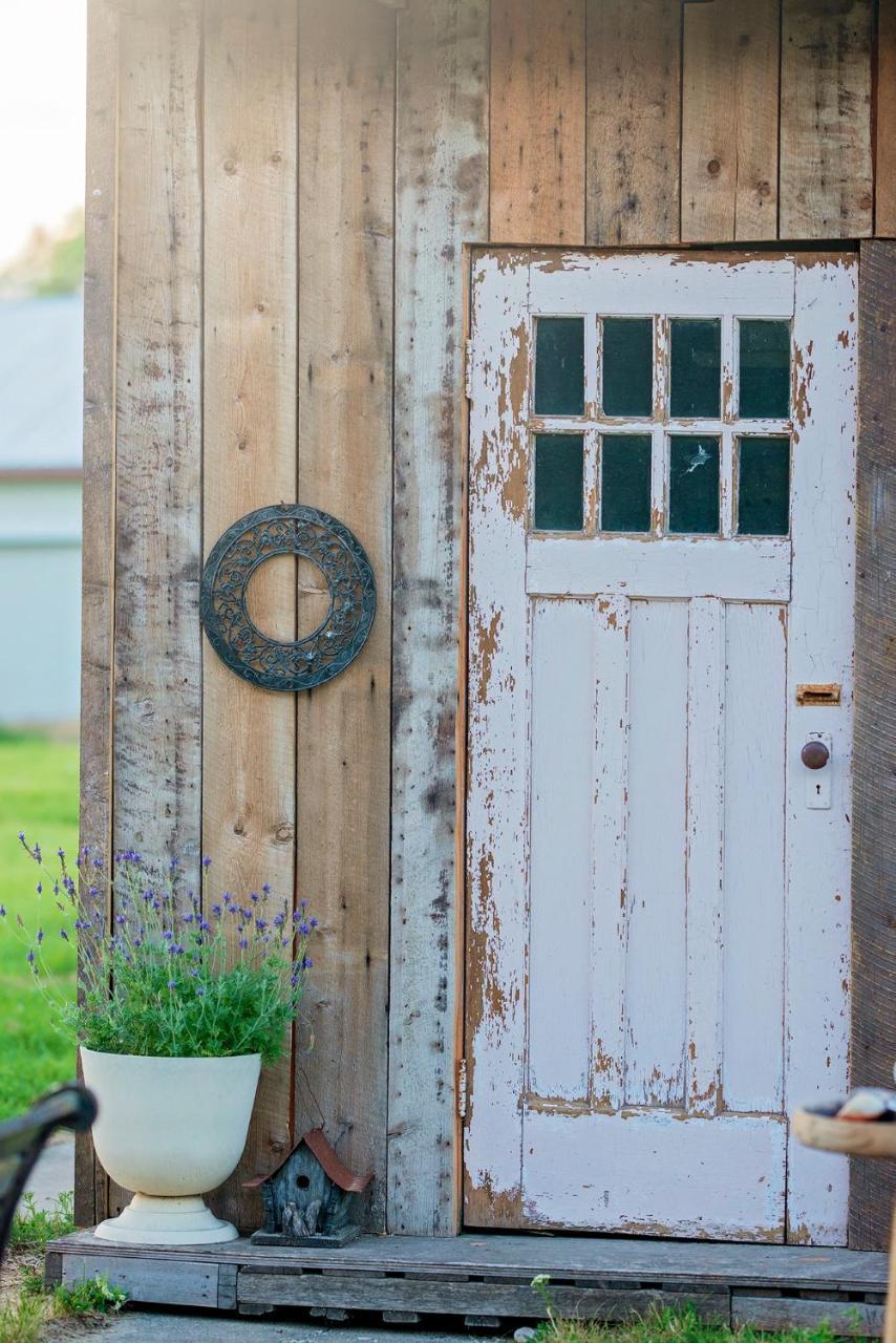 Moon Gate Guest House Whitemouth Exterior photo